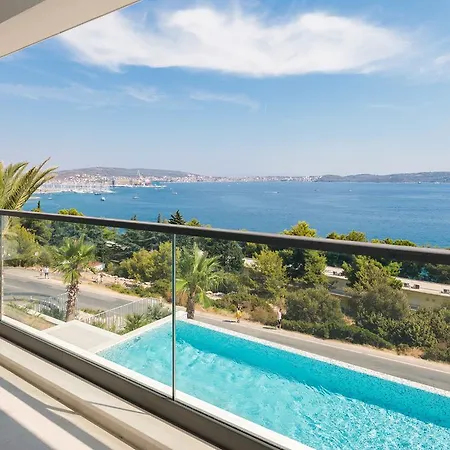Ultraluxury Elyzeum With Heated Pool * Trogir